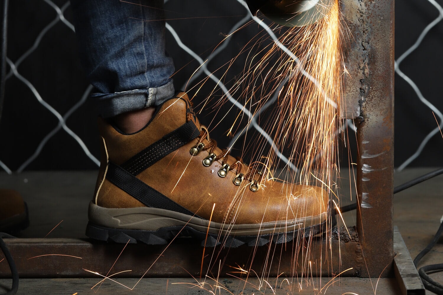 The 7 Common Myths About Safety Shoes