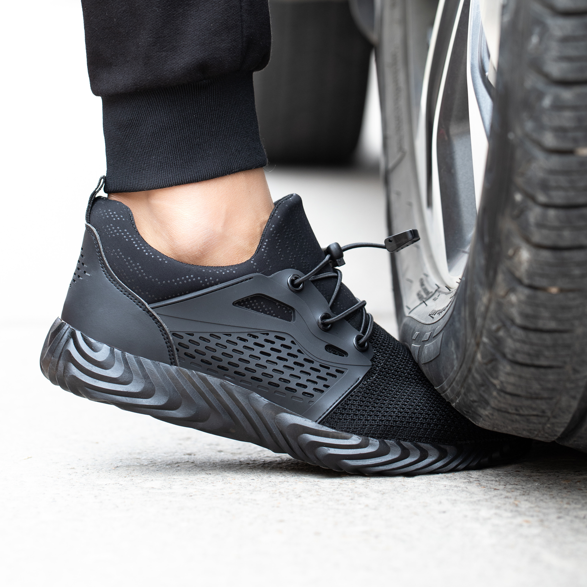 Ryder 1.5 Black Indestructible Shoes